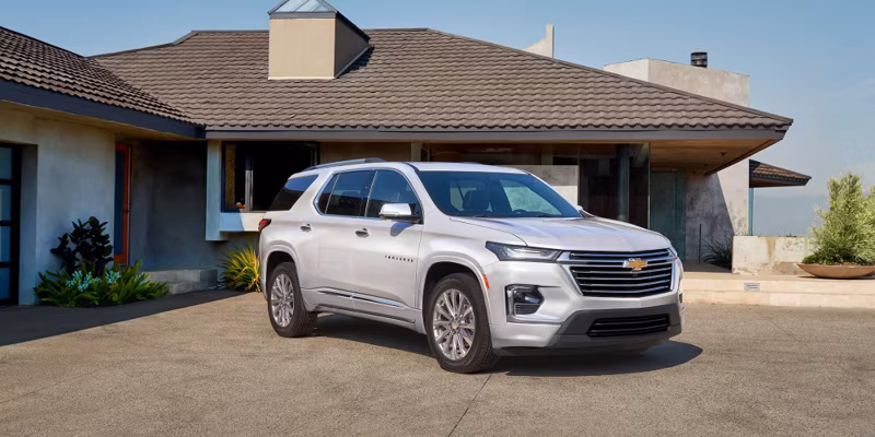 2025 Chevrolet TRAVERSE LT Leather (FWD) - Image 12