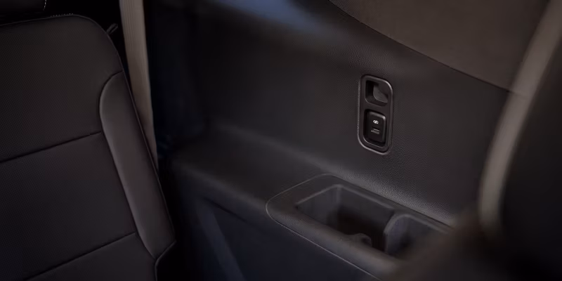 2025 Chevrolet TRAVERSE LT Leather (AWD) - Image 28