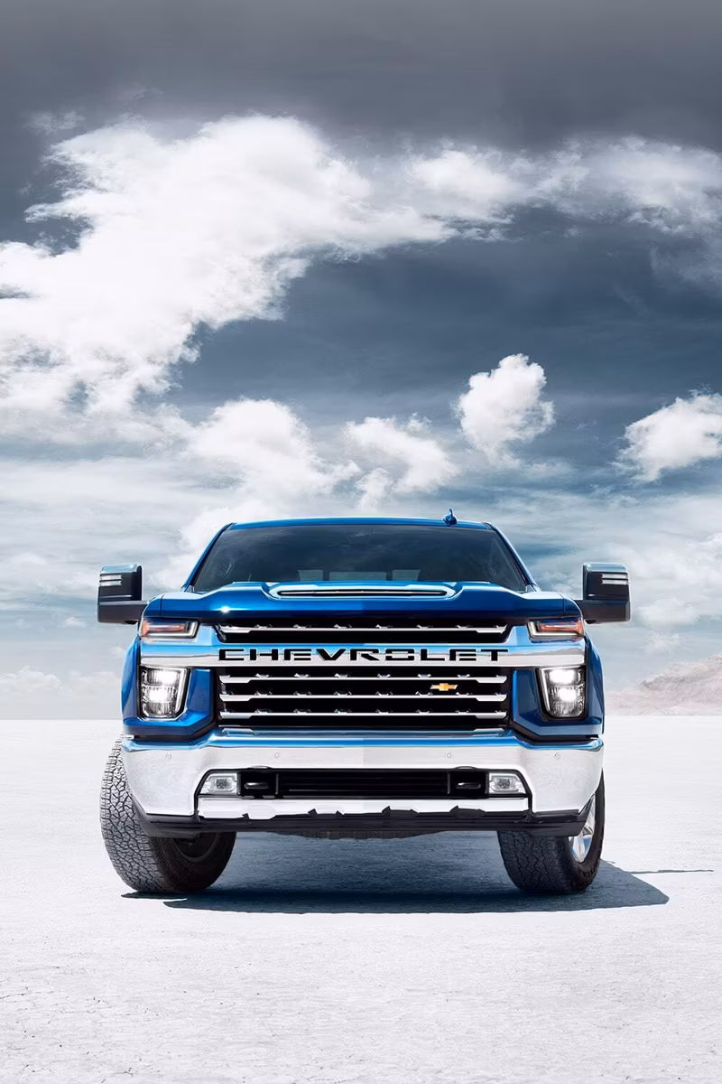 2026 Chevrolet Silverado 2500 HD High Country 4WD, Crew Cab, Standard Bed - Image 2