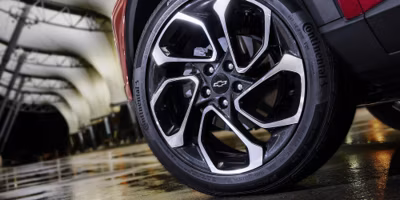 2025 Chevrolet Trax (LS) 11