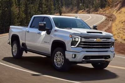 2026 Chevrolet Silverado 3500 HD LTZ Single Rear Wheel Crew Cab, Standard Bed (4WD) 17