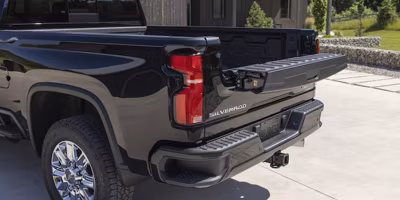 2025 Chevrolet Silverado 3500 High Country Dual Rear Wheel Crew Cab, Long Bed (4WD) 9