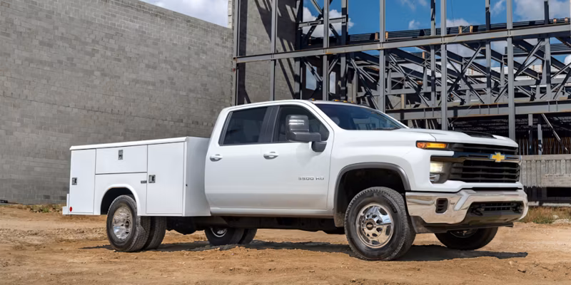 2026 Chevrolet Silverado 3500 HD Chassis Cab Crew Cab - Image 1