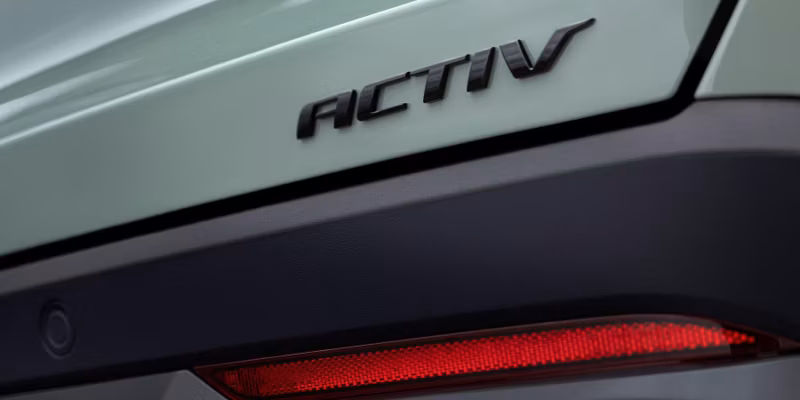 2025 Chevrolet Equinox ACTIV - Image 37