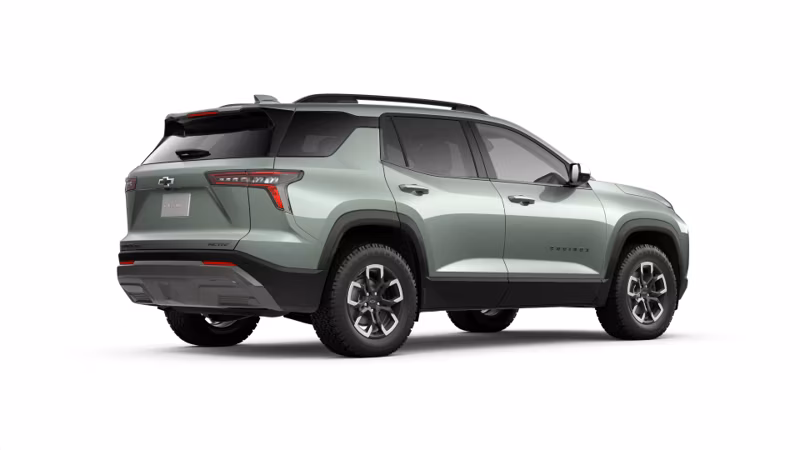 2025 Chevrolet Equinox ACTIV, FWD - Image 2
