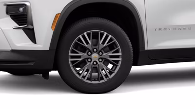 2026 Chevrolet Traverse LT (FWD) 4