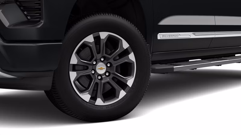 2026 Chevrolet Silverado 1500 Crew Cab Short Bed High Country (2WD) - Image 40