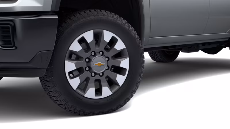 2026 Chevrolet Silverado 2500 HD Double Cab Standard Bed Custom RWD - Image 4