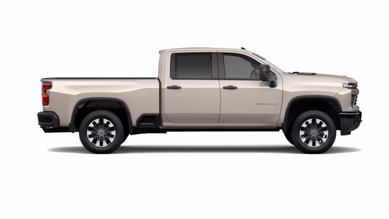 2026 Chevrolet Silverado 2500 HD Crew Cab Standard Bed Custom RWD - Image 12