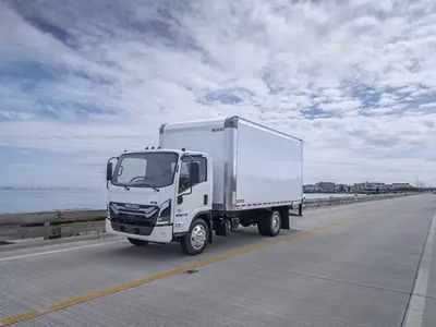 2026 Isuzu NRR Derate Crew Cab (Class 5 Diesel) 5