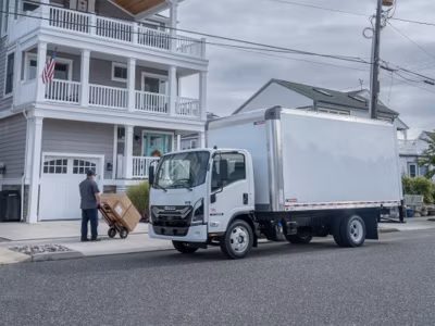 2026 Isuzu NRR Derate Crew Cab (Class 5 Diesel) 24