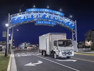 2026 Isuzu NRR Standard Cab (N-Series Diesel) 200 in Wheelbase† - Image 22