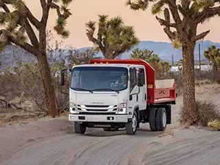 2026 Isuzu NPR-HD Standard Cab (N-Series Gas) 132.5 in Wheelbase - Image 18