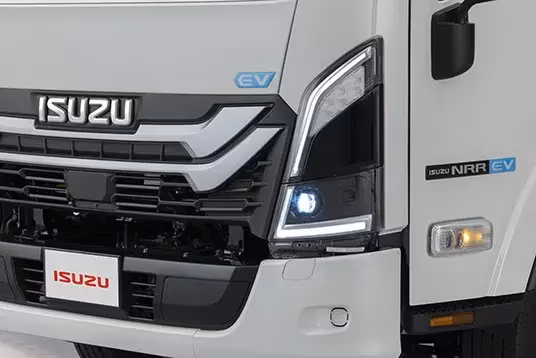 2026 Isuzu NRR EV Class 5 176 in Wheelbase - Image 5